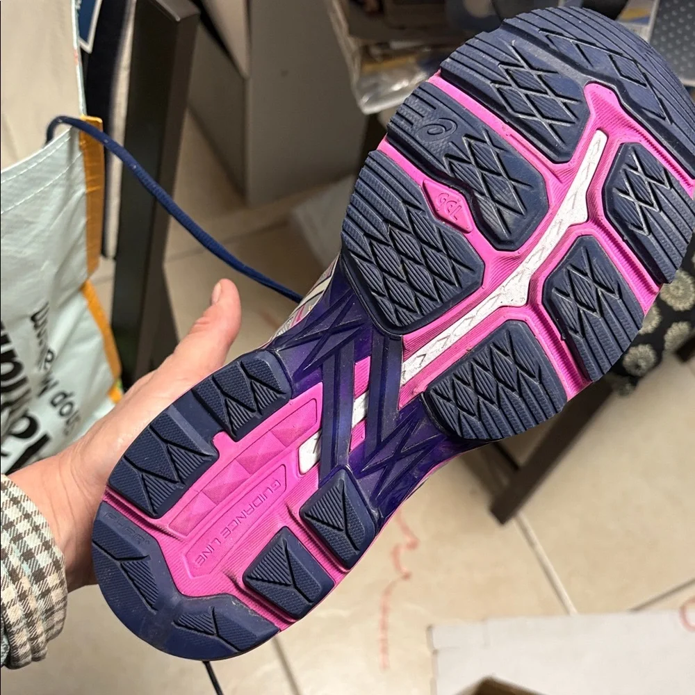 ASICS GT 2000 Women's Running‎ Shoes Grey Pink Navy Size 8.5 T757N